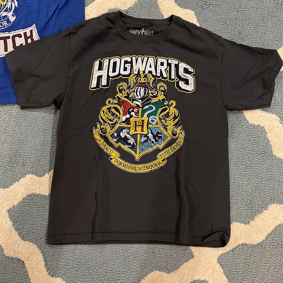 Harry Potter T-shirts - Picture 2 of 7